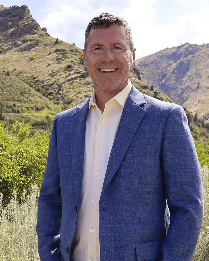 Brian VanKeuren, CPFA, MBA, Partner & Wealth Advisor at WealthClarity Capital Management