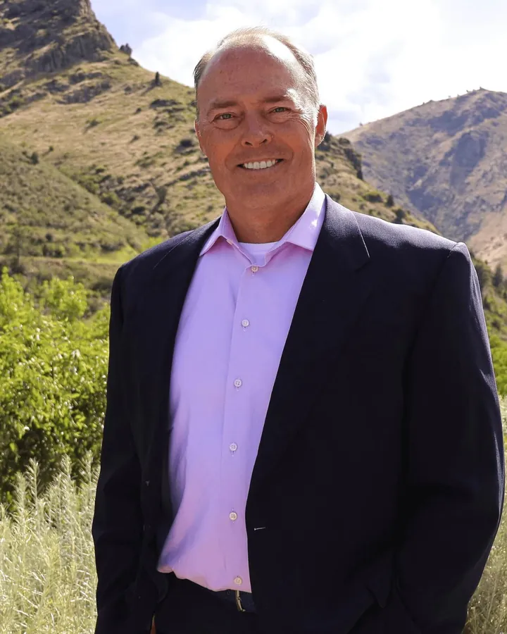 Keith Cusack, APMA, Partner & Wealth Advisor at WealthClarity Capital Management