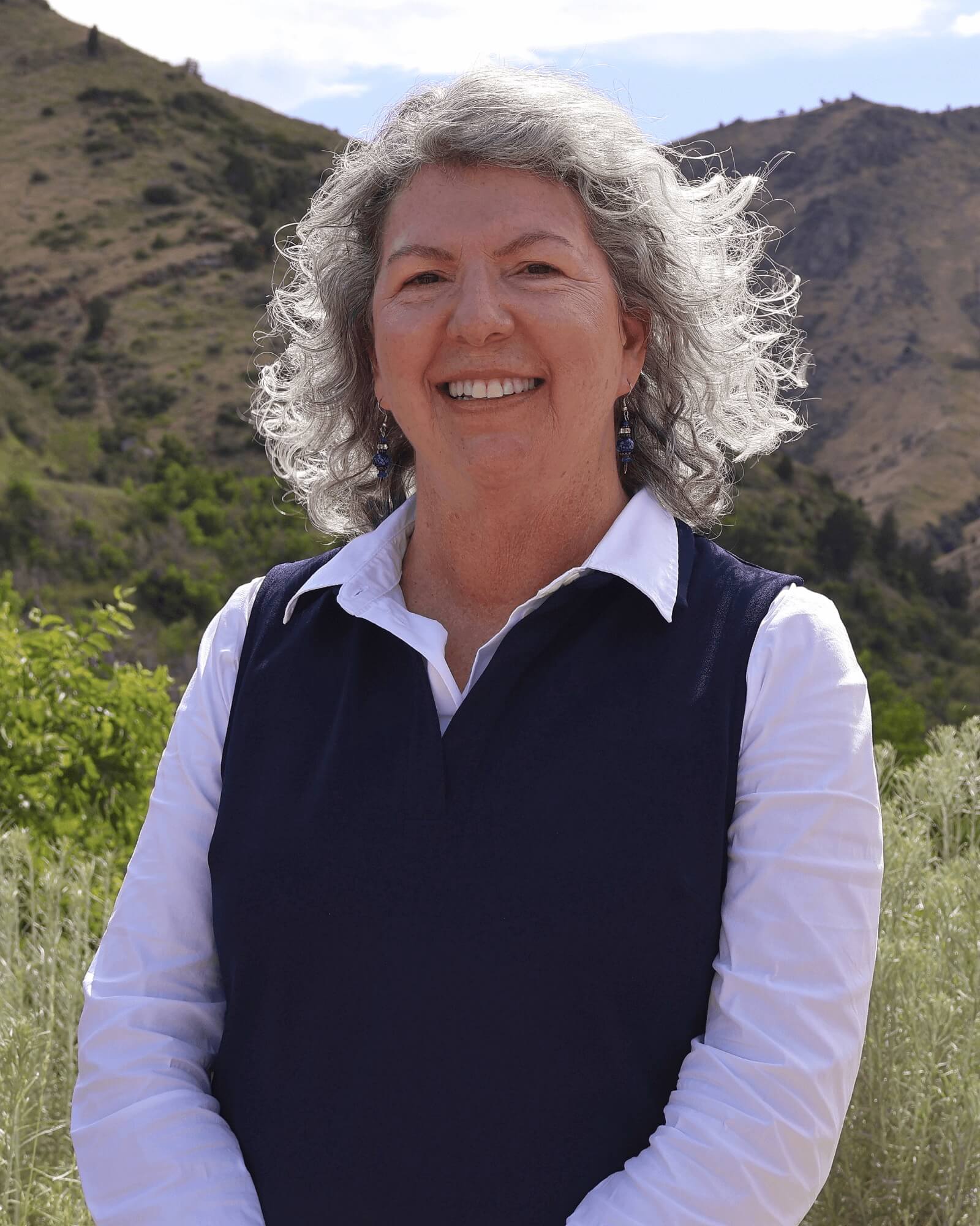 laura financial advisor