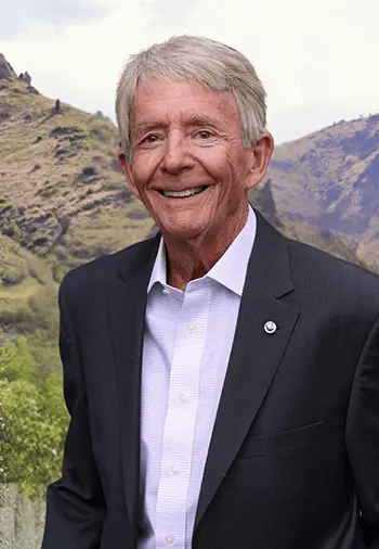 lori operations manager